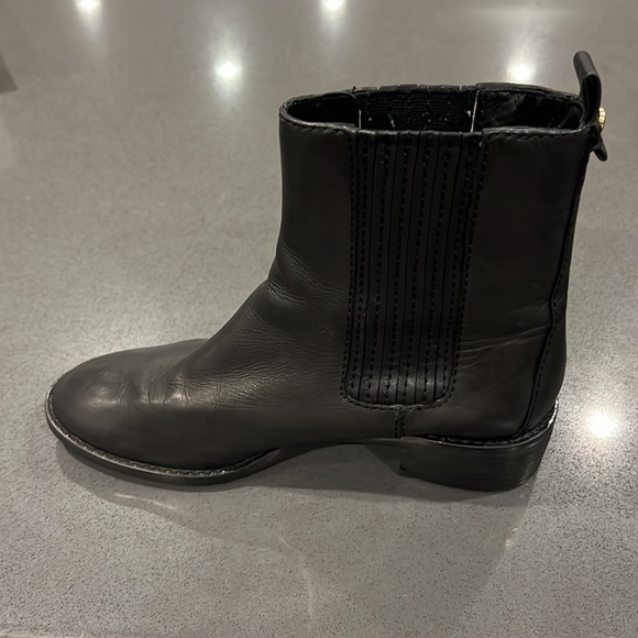 Michael Kors , Black Ankle boots , size 6 - Picture 3 of 4